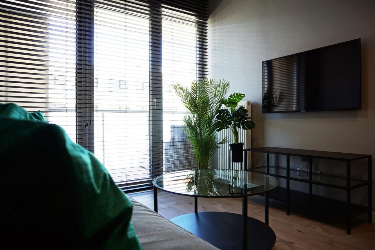 Apartamento 204 *