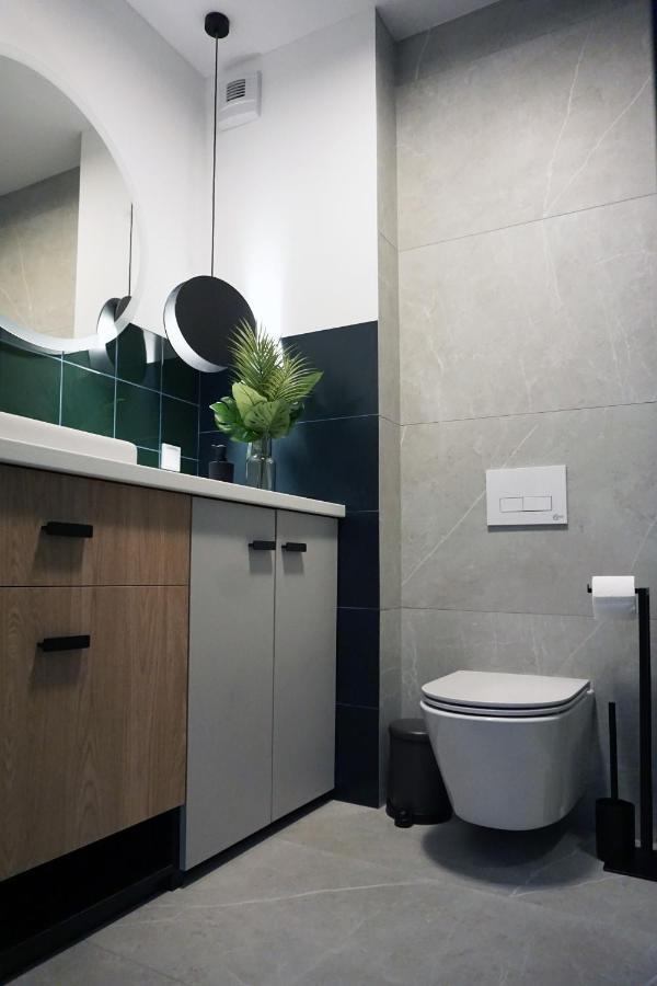 Apartamento 204 *